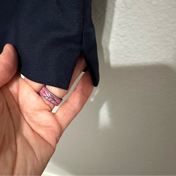 Chico's Cropped Pants Women's 1R US 8 Navy Blue Flat Front Stretch Slacks Career - Picture 4 of 8